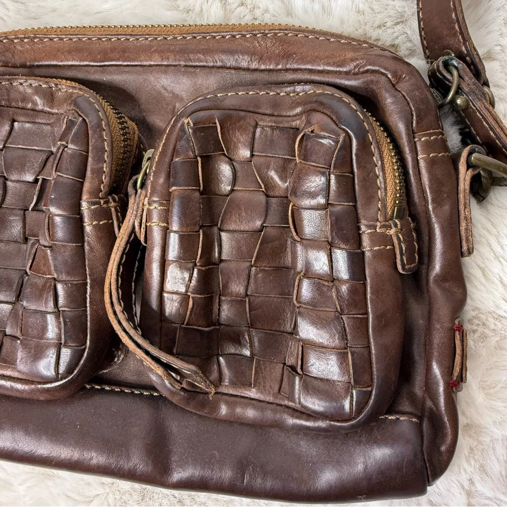 Vintage Frye‎ Dark Brown Rich Leather Sachel Bag Basket Weave Style Pockets